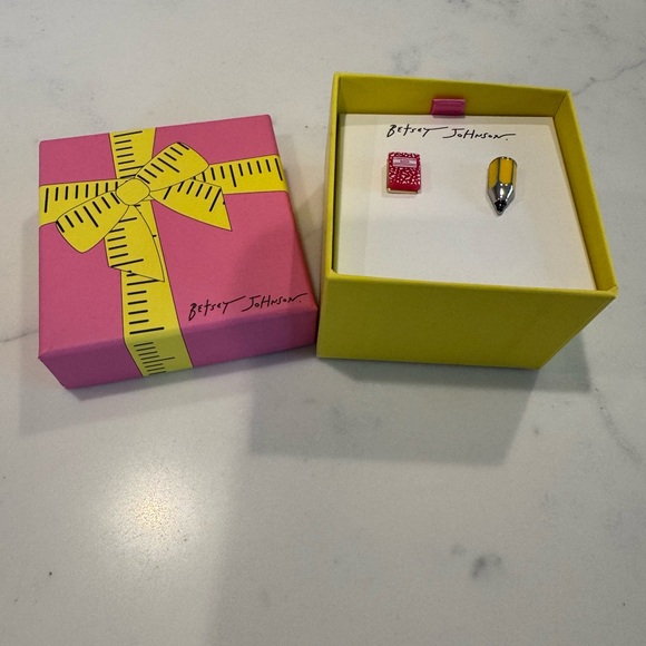 Betsey Johnson Pink and Yellow Box with Earrings - Picture 2 of 4